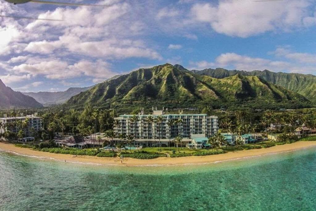 Luxury Beachfront Condo Hau'ula Экстерьер фото